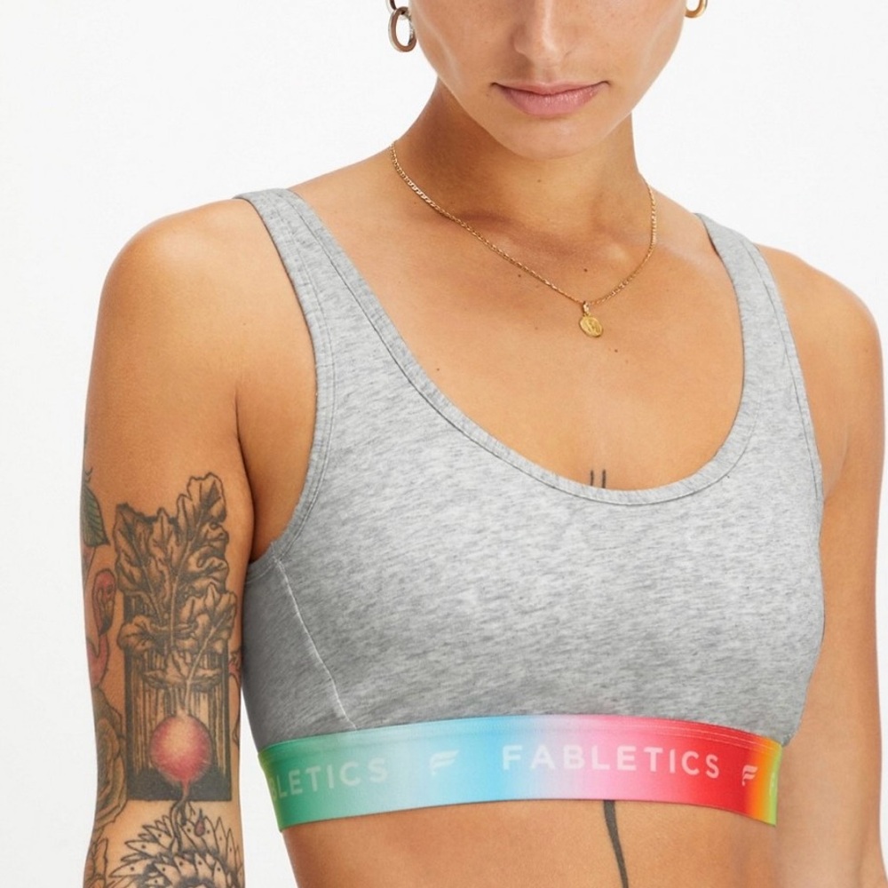 FABLETICS - 24/7 Pride Lounge Bralette - Light Heather Grey - 🤍🩷🦄